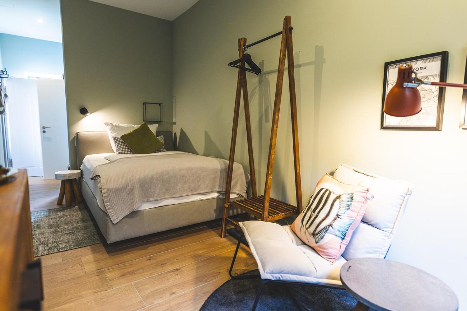Boutique Hotel Landhauszeit باد مونستريفل المظهر الخارجي الصورة